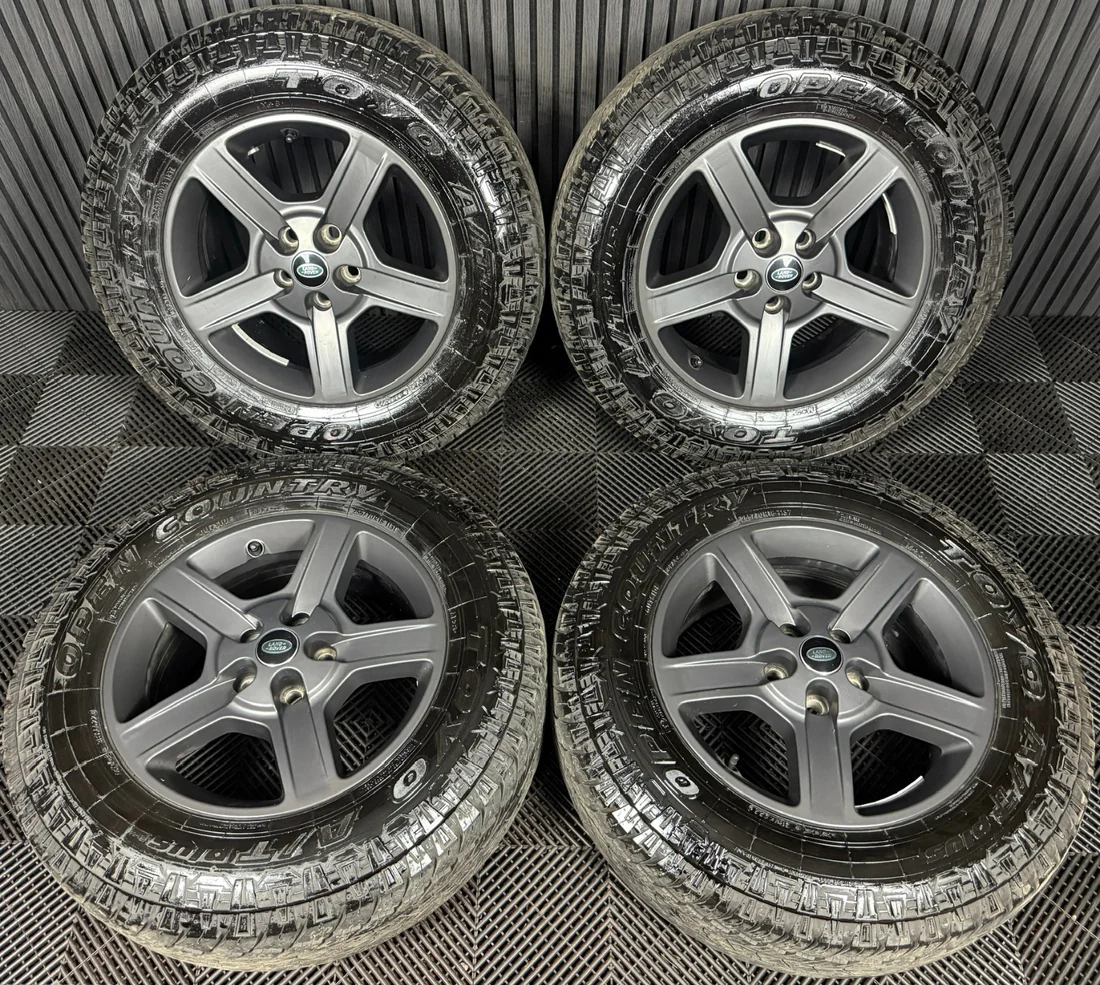 18'' GENUINE LAND ROVER DEFENDER 5 SPOKE 5094 GREY ALLOY WHEELS TYRES ALLOYS 3 57 9531411e a173 4846 b31c b4d9ef8a88e7