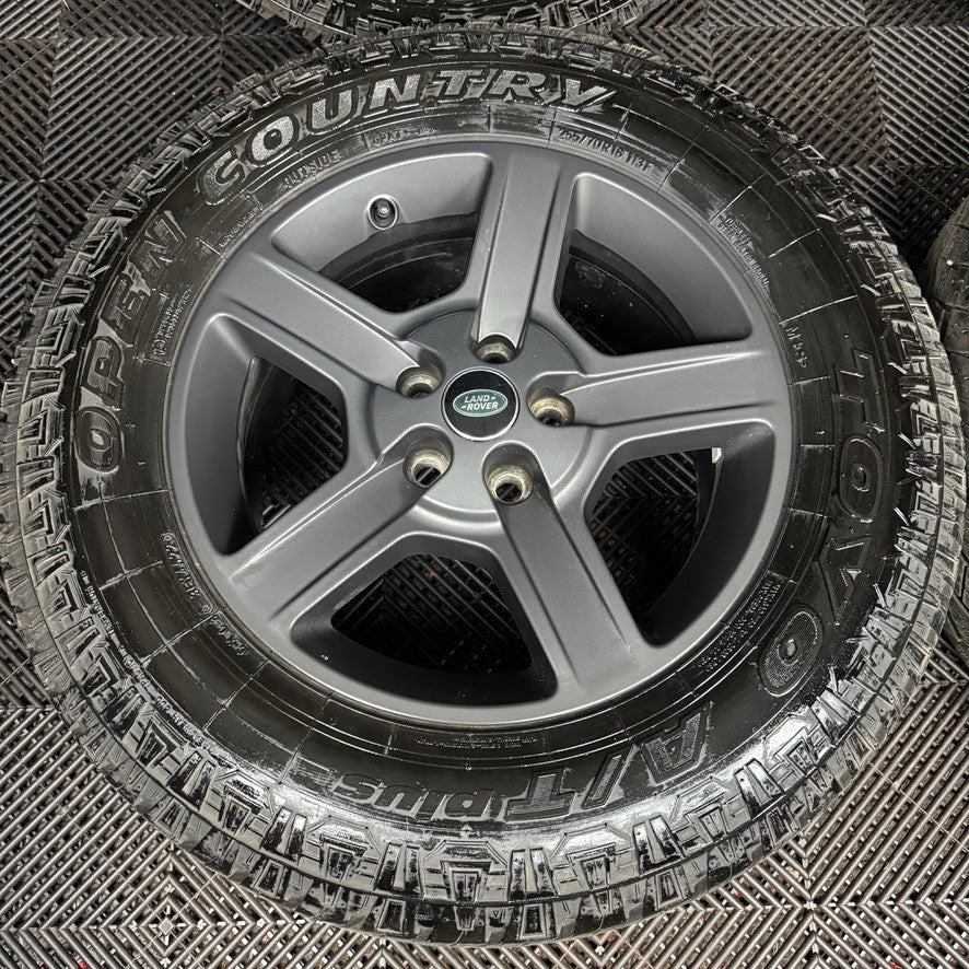18'' GENUINE LAND ROVER DEFENDER 5 SPOKE 5094 GREY ALLOY WHEELS TYRES ALLOYS 7 57 fd3576f8 5bc7 4d33 8f5a 73704ed5d5d5